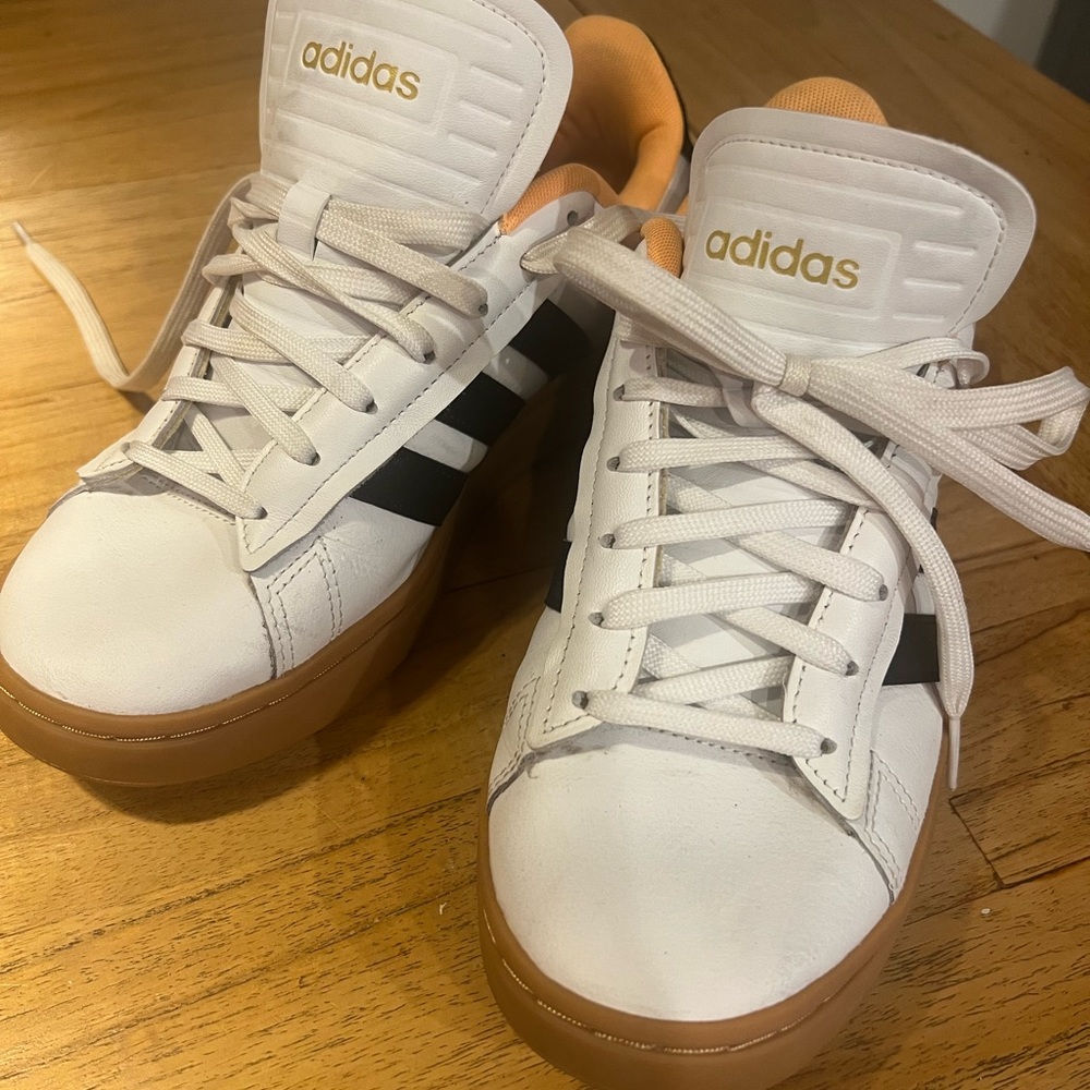 Adidas womens Originals Grand Court Alpha Shoes